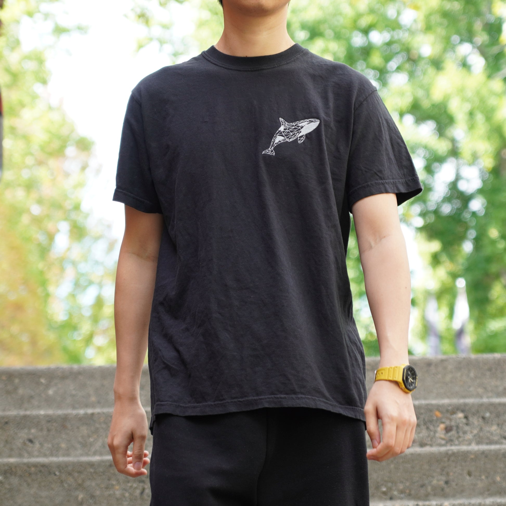 geometry orca embroidered t-shirt